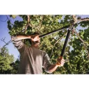 Fiskars PowerGear L77 (L) műanyag fogaskerekes ágvágó olló, rávágó - 69 cm (max Ø 50 mm)