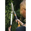 Fiskars SmartFit HS86 teleszkópos sövénynyíró olló, 68-93 cm