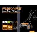 Fiskars StaySharp Plus hengerkéses kézi fűnyíró (43 cm vágási szélesség)