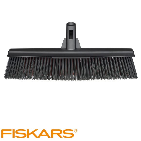 Fiskars Solid univerzális kültéri seprűfej (L) - 48 cm széles