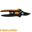 Fiskars Solid SP141 virágolló (max Ø 13 mm)