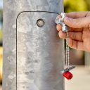 Knipex 00 11 02 kapcsolószekrény kulcs (használatos szekrényekhez és elzáró rendszerekhez)