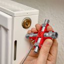 Knipex 00 11 06 Univerzális kulcs (használatos szekrényekhez és elzáró rendszerekhez)