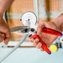 Knipex 90 25 25 csővágó kompozit és műanyag csövekhez (max 26 mm)