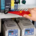Knipex 98 62 02 műanyag félkerek csőrű markoló fogó (VDE, 220 mm)