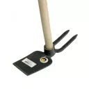 Struc Muta 10149 kovácsolt villáskapa (szögletes), fanyéllel, 750 g