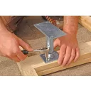 Vormann 071329000CE oszloptalp (állítható) (talpas), 150x70x80 mm (horganyzott)